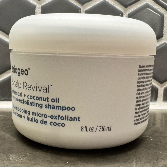🌿 Briogeo Scalp Revival Micro‑Exfoliating Shampoo — Full Size (8 oz) - Picture 3 of 9